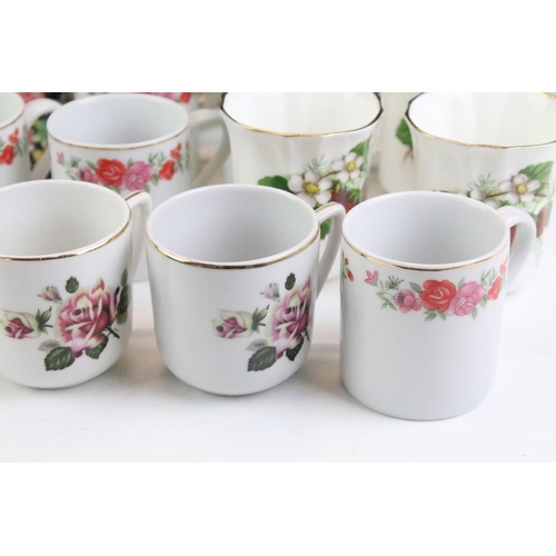 126 - Mixed ceramics to include Hammersley 'Strawberry Ripe' coffee cups, floral printed coffee cans & sau... 