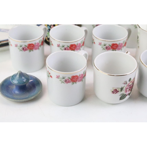 126 - Mixed ceramics to include Hammersley 'Strawberry Ripe' coffee cups, floral printed coffee cans & sau... 