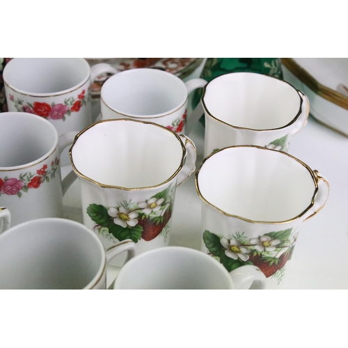 126 - Mixed ceramics to include Hammersley 'Strawberry Ripe' coffee cups, floral printed coffee cans & sau... 