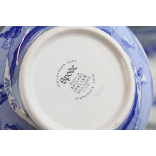 147 - Collection of Spode blue and white ceramics to include Italian, and floral blue room collection piec... 