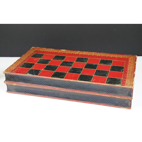 569 - Leatherbound backgammon and games boards in the form of two volumes of 'the History of England'. Mea... 