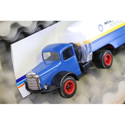 1190 - 19 Boxed construction and haulage related diecast models to include Supermini Scania T112 Betoneira,... 