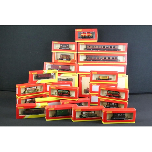 127 - 26 Boxed Hornby OO gauge rolling stock items and sets to include 2 x Railroad R6367 Coal Wagon Packs