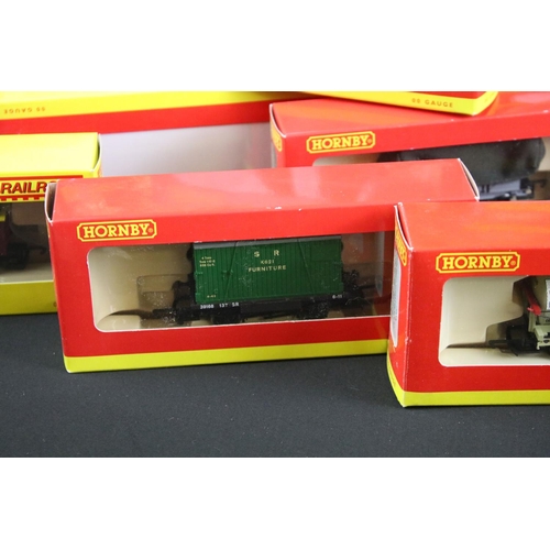 127 - 26 Boxed Hornby OO gauge rolling stock items and sets to include 2 x Railroad R6367 Coal Wagon Packs