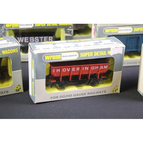 128 - 21 Boxed Wrenn Super Detail Wagons OO gauge items of rolling stock to include W4318P/A Ventilated Va... 