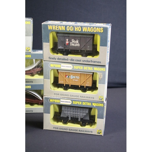 128 - 21 Boxed Wrenn Super Detail Wagons OO gauge items of rolling stock to include W4318P/A Ventilated Va... 