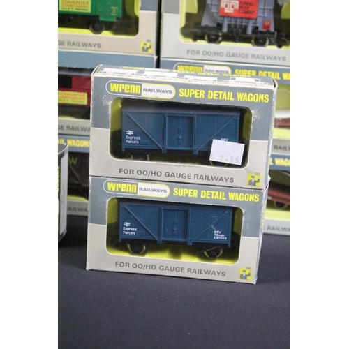 128 - 21 Boxed Wrenn Super Detail Wagons OO gauge items of rolling stock to include W4318P/A Ventilated Va... 