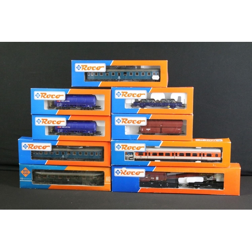 129 - 24 Boxed Roco items of rolling stock to include 46801 NS Krane Digital Crane, 47052, 47263, 47040, 4... 