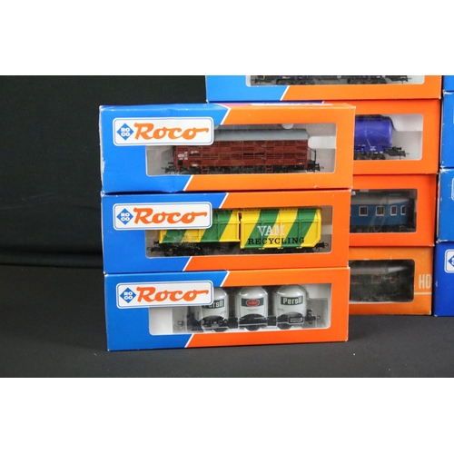 129 - 24 Boxed Roco items of rolling stock to include 46801 NS Krane Digital Crane, 47052, 47263, 47040, 4... 