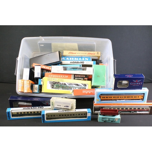 134 - 34 Boxed HO gauge items of rolling stock to include 15 x Marklin, 4 x Liliput, 1 x Spectrum by Bachm... 