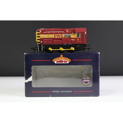 148 - Four boxed Bachmann OO gauge locomotives to include 32-521NRM Deltic Prototype DP1 weathered, 32-725... 