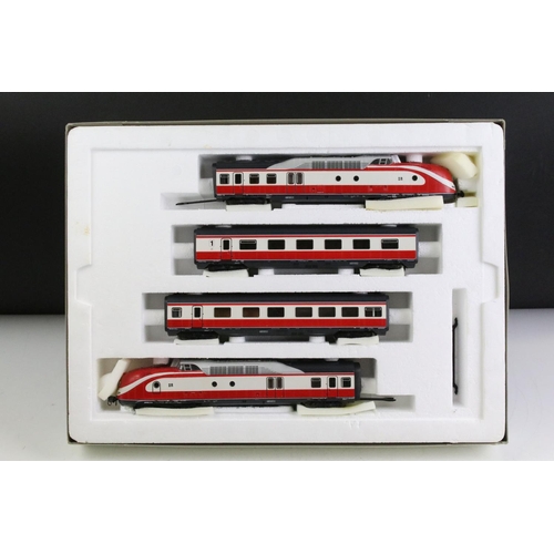 162 - Boxed Roco HO gauge 43013 Max Liebermann train pack, complete