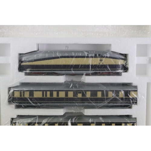 165 - Boxed Lima Classic Line HO gauge 149790LK 61 001 Deutsche Reichsbahn train pack, complete