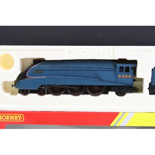 167 - Three boxed Hornby Railroad OO gauge locomotives to include R2879 BR Class 55 St Paddy 55001, R2779 ... 