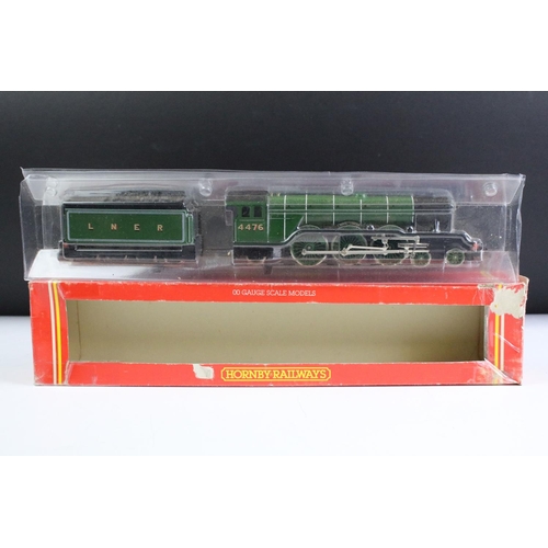 169 - Five boxed OO gauge locomotives to include 3 x Hornby (R042 LNER 4-6-2 Royal Lancaster Loco, R374 SR... 