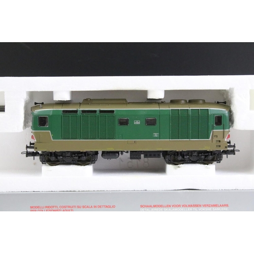 171 - Six boxed Lima OO gauge locomotives to include 208350L, 205143MWG, 208151, 208235L, 205132A8 Rail Ca... 