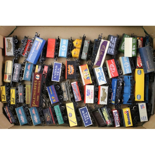 253 - 65 OO gauge items of rolling stock to include Hornby, Lima, Triang etc featuring wagons, vans and ta... 