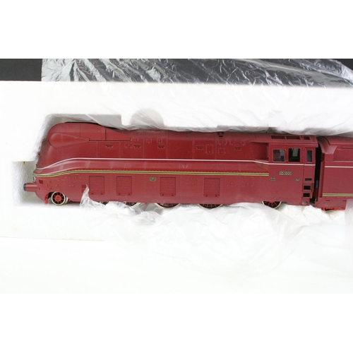 41 - Two boxed Fleischmann HO gauge locomotives to include 4172 and 4246 Greyhound D821