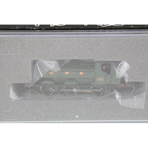 69 - Four cased Graham Farish by Bachmann N gauge locomotives to include 372-504 J94 Class 68095 BR black... 