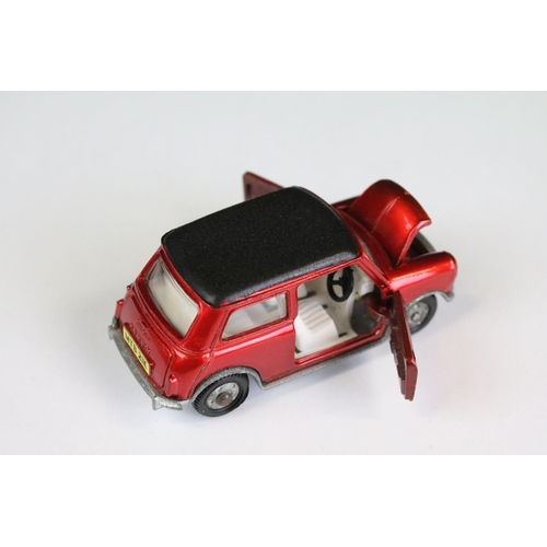 Lot 17 - A DINKY 183 Morris Mini-Minor (automatic) in