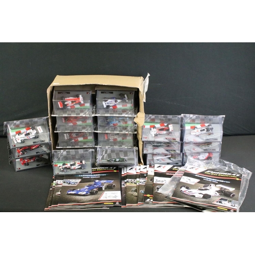 1065 - 35 Cased Panini F1 Formula 1 Car Collection diecast models along with 17 x corresponding magazines, ... 