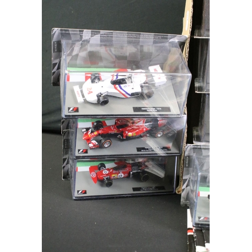 1065 - 35 Cased Panini F1 Formula 1 Car Collection diecast models along with 17 x corresponding magazines, ... 