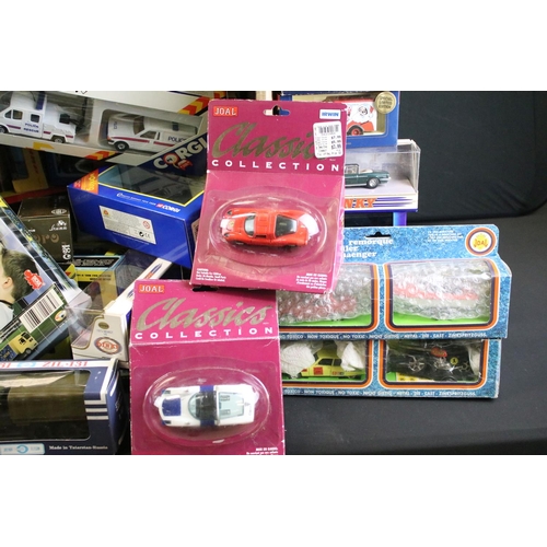 1073 - 80 Boxed diecast models to include Corgi C8 Police Set, Cararama, Maisto Supercar Collection, Joal, ... 