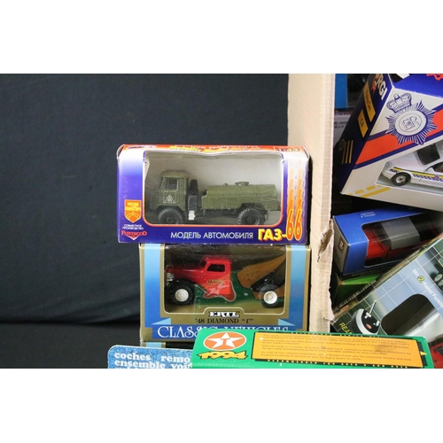 1073 - 80 Boxed diecast models to include Corgi C8 Police Set, Cararama, Maisto Supercar Collection, Joal, ... 