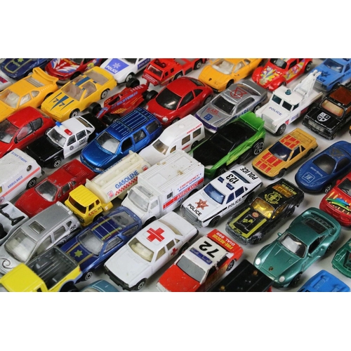 1098 - 71 diecast models to include Corgi, Hot Wheels and others featuring Ford Expedition, Jeep Cherokee, ... 