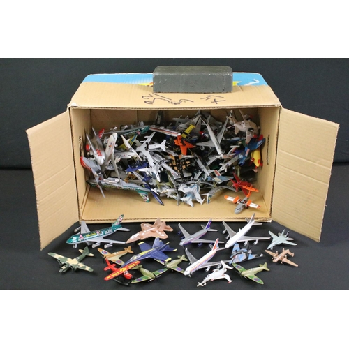 1101 - Over 100 diecast model planes to include Matchbox Skybusters, Corgi, Lintoy etc