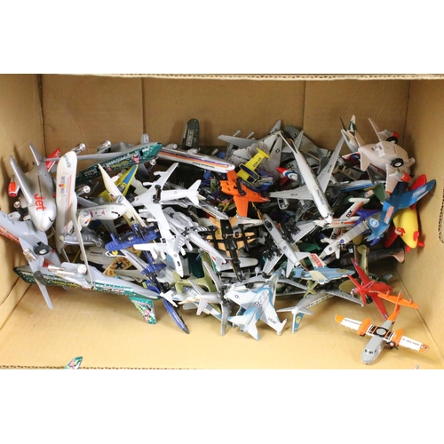 1101 - Over 100 diecast model planes to include Matchbox Skybusters, Corgi, Lintoy etc