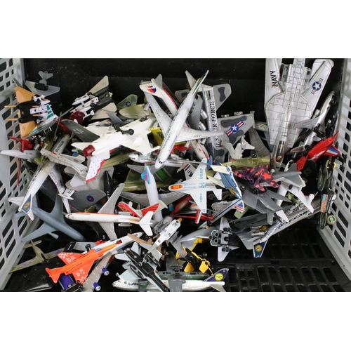 1104 - Around 100 diecast model planes to include ERTL, Matchbox Skybusters, Corgi Aviation Archive, Herpa ... 