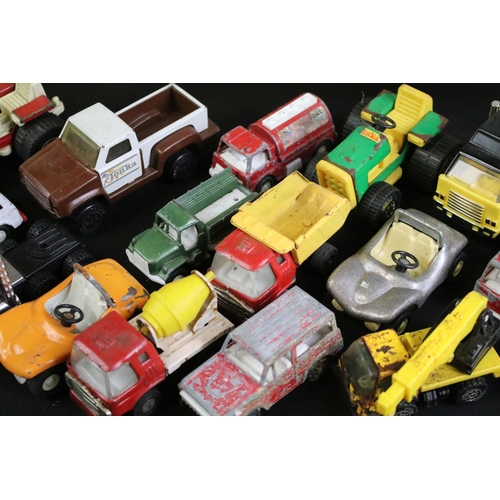 1105 - Collection of play worn Tonka toys to include a Toymaster lorry (two boxes)