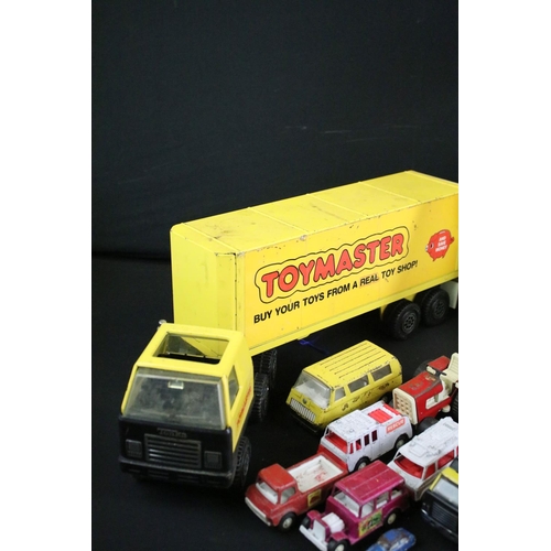 1105 - Collection of play worn Tonka toys to include a Toymaster lorry (two boxes)