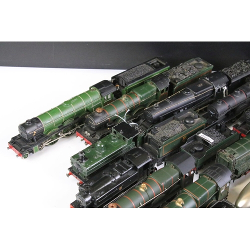 239 - 17 OO gauge locomotives to include 2 x Hornby Dublo Bristol Castle, Graham Farish 4-6-0 with tender ... 