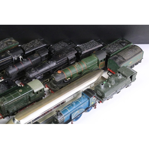 239 - 17 OO gauge locomotives to include 2 x Hornby Dublo Bristol Castle, Graham Farish 4-6-0 with tender ... 