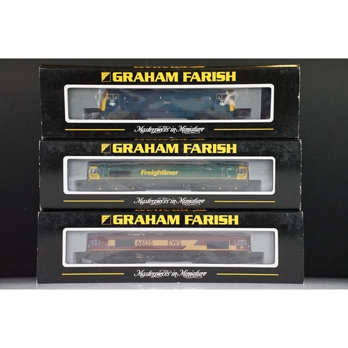 17 - Three cased Graham Farish by Bachmann N gauge locomotives to include 371-601 Class 42 Diesel D822 He... 