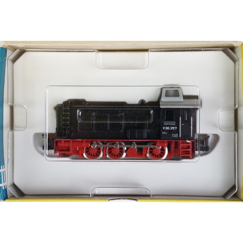 181 - Four boxed Trix HO gauge locomotives to include 2466, 2447, 2464 & 22401