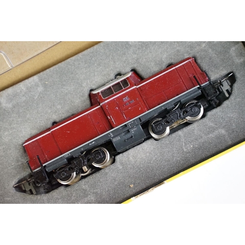 181 - Four boxed Trix HO gauge locomotives to include 2466, 2447, 2464 & 22401