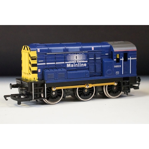 185 - Six OO gauge locomotives to include Lima Western Enterprise, Lima Express Parcels, Hornby Mainline 0... 