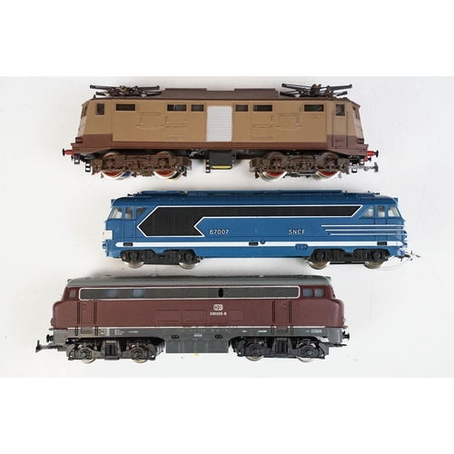 188 - 14 OO gauge Diesel locomotives to include Rivarossi, Lima, Fleischmann, Jouef etc