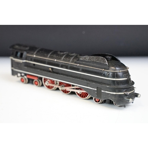 189 - 10 Marklin HO gauge locomotives plus a Tenshodo WB-245 (11 items)