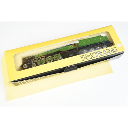 195 - Five boxed Trix Trains HO / OO gauge locomotives to include Mallard, Western Sovereign, 2 x Flying S... 