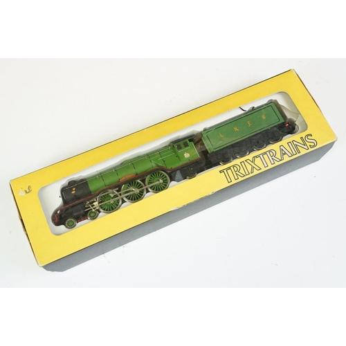 195 - Five boxed Trix Trains HO / OO gauge locomotives to include Mallard, Western Sovereign, 2 x Flying S... 