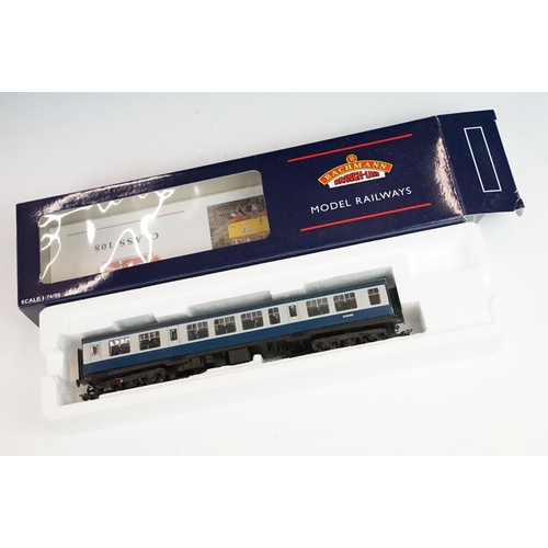 202 - Boxed Bachmann OO gauge 32-910 Class 108 3 Car DMU British Rail Blue/Grey, complete