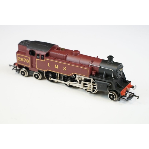 203 - Two boxed Wrenn OO gauge locomotives to include W2209 4-6-2 Class A4 Golden Eagle and W2219 2-6-4 Ta... 