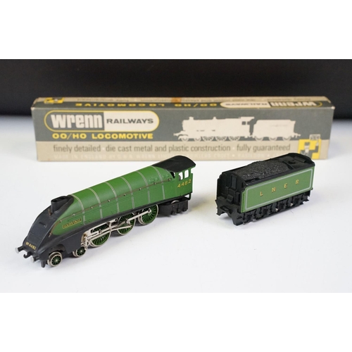 203 - Two boxed Wrenn OO gauge locomotives to include W2209 4-6-2 Class A4 Golden Eagle and W2219 2-6-4 Ta... 