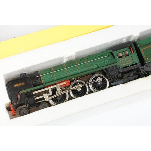 205 - Two boxed N gauge locomotives to include Graham Farish No 1604 Prairie Tank GWR and Minitrix 2037