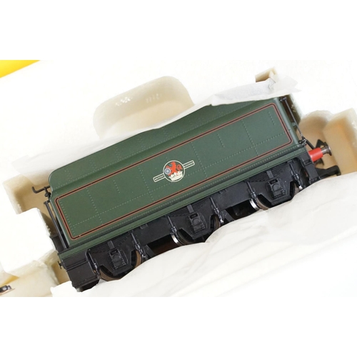 209 - Three boxed Hornby OO gauge locomotives to include ltd edn R2614 GWR 4-2-2 Dean Class 3031 Lorna Doo... 