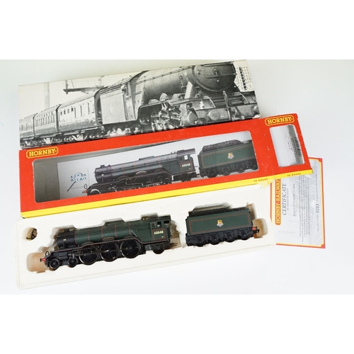 211 - Two boxed Hornby OO gauge locomotives to include R2140 BR 4-6-2 Class A3 Locomotive Doncaster and R2... 